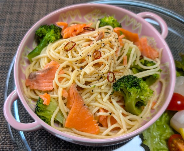 ご褒美＆ちょっぴり贅沢イタリアン☆スモークサーモンとブロッコリーのパスタ♪☆♪☆♪