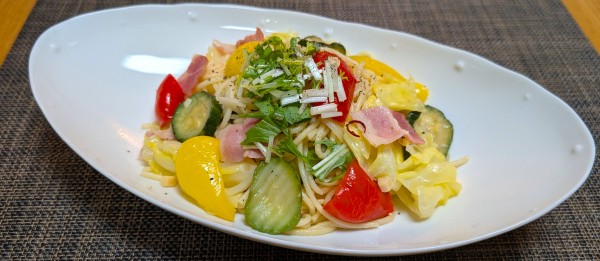 甘美と刺激的のハーモニー☆カラフル野菜パスタ♪☆♪☆♪