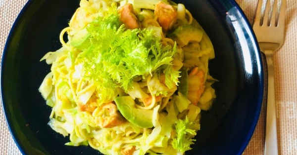 【ダイエット】アボカドと鮭の和風冷製パスタ/わさび風味/キャベツマシマシ/春キャベツ/糖質オフ/カーボフ麺/簡単｜のんの