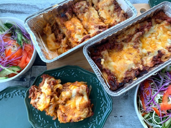 『【パスタランチ】ちょっ早ラザニアは100均の型を使えば簡単！オーブン入れまで14分！』