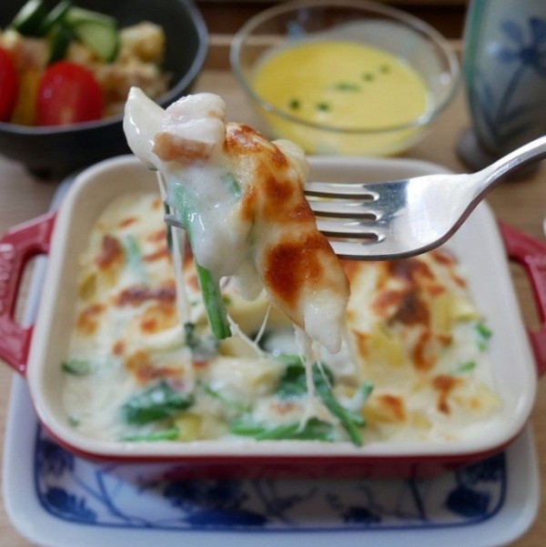 『餅クリームのマカロニグラタン、いつかの昼ごはん【とっておきパスタレシピ】#今日のおうちごはん』