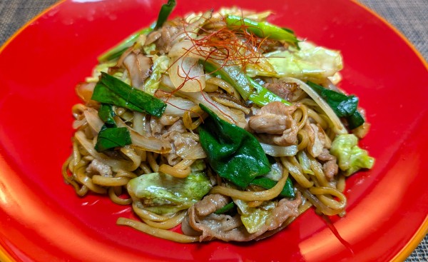 甘~い野菜と食感を味わう☆青葱と春キャベツの中華風醤油焼きそば♪☆♪☆♪