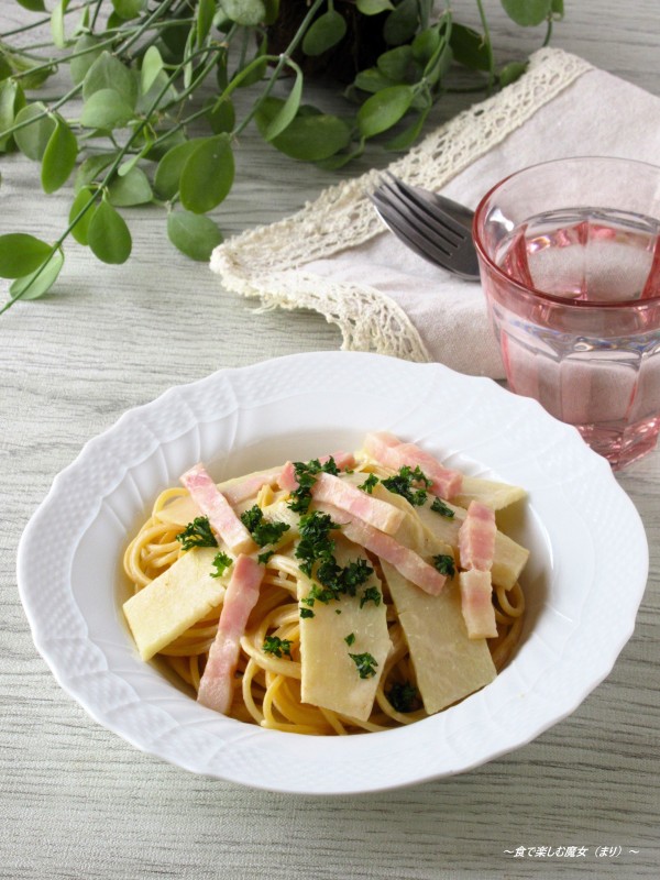 フライパン1つ。簡単すぎ旬の和風パスタ♪生クリームなし『たけのこベーコン味噌クリームパスタ』