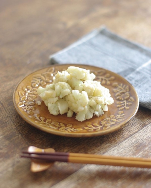 レンジで★カリフラワーのめんつゆ和え【レシピ2517】#お弁当おかず #お弁当 #カリフラワー #めんつゆ #レンジ調理 : のんびり毎日 日々の暮らしの食卓 いただきますのレシピ 時々 編み物