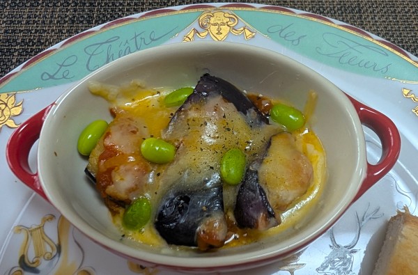 パンと一緒に焼くだけお手軽メニュー☆茄子のピザソース焼き♪☆♪☆♪