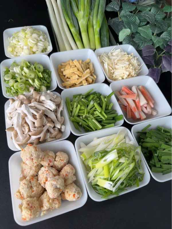 『【朝ごはん③】自家製具材たっぷり汁物の冷凍キット！具材はあまり野菜活用で』