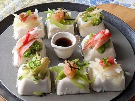 ミニミニ豆腐のひと口おつまみ♪