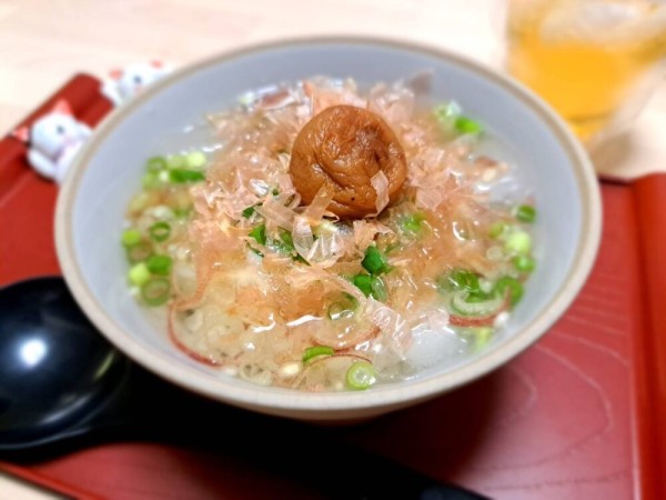 かつお節香る！<br>白だしを使った冷やし茶漬けのレシピ