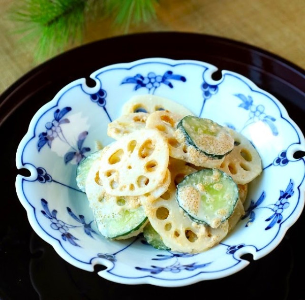 作り置きにも♪ 胡麻香る～レンコンのたらこサラダ (レシピ)