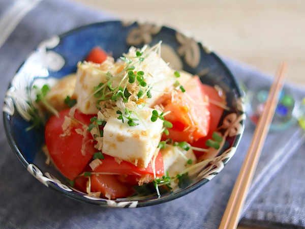 はんぺんとトマトの簡単副菜！火なし3分でパパッと作れる一品おかず