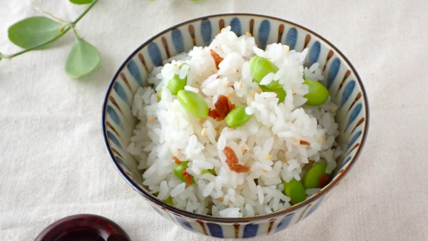 火を使わない！混ぜるだけ！無添加なのにタイパで食欲全開。梅干しと枝豆のごはん