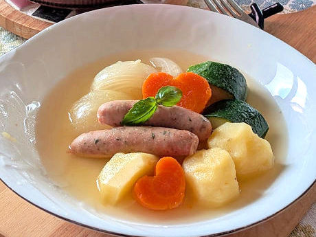 燻製屋  ウインナー レモン＆パセリとごろごろ野菜のポトフ♪