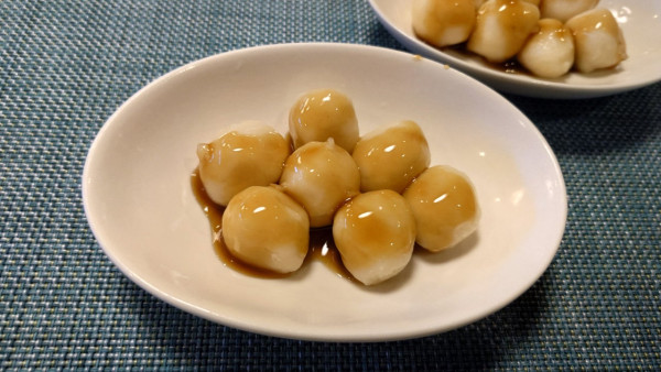 『豆腐白玉のみたらし』
