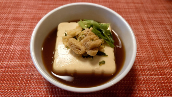 『煮やっこのおあげ＆あげ玉のっけ』