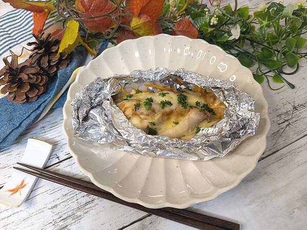 秋野菜で♪秋野菜と鮭の味噌チーズホイル焼き
